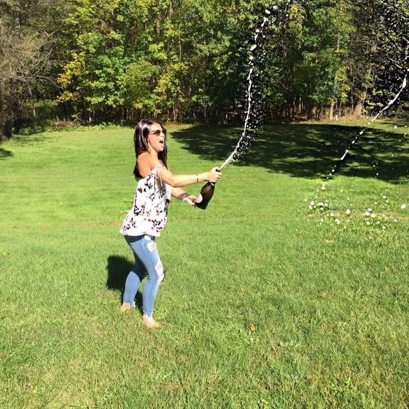 Meet your Posher, Kayleigh - Picture 1 of 1